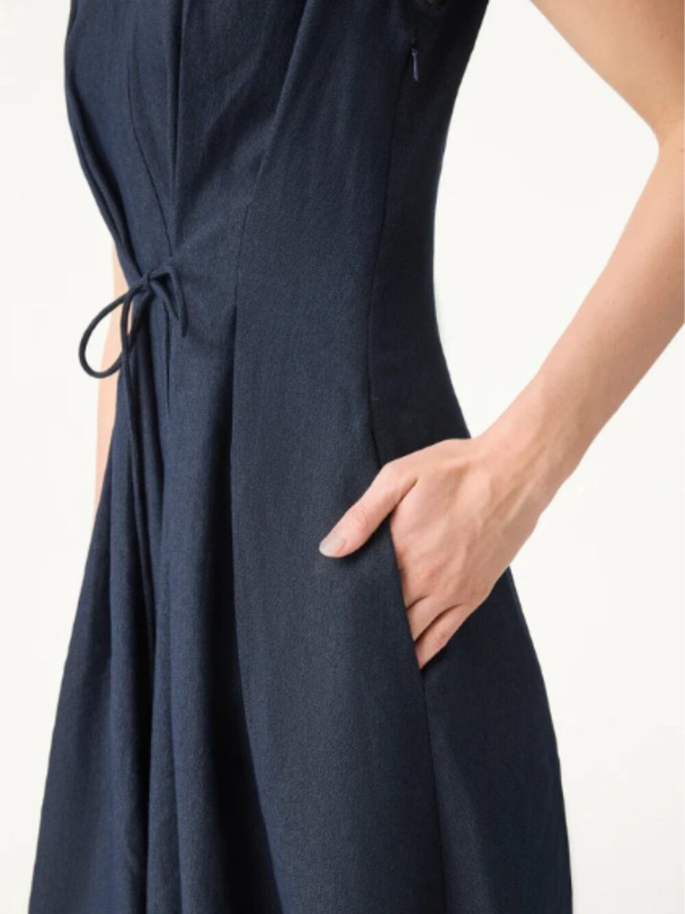 OGL Viscose-Linen Collared V-neck Midi Dress with Drawstring - Picture 2 of 3